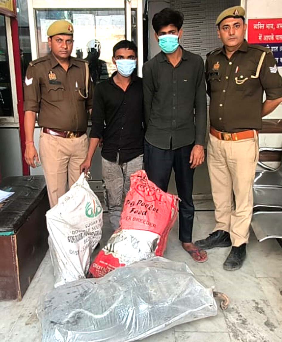 सहारनपुर: कोतवाली देहात पुलिस ने दो वाहन चोरों को गिरफ्तार कर चोरी की बाइक्स के पार्ट्स बरामद किए