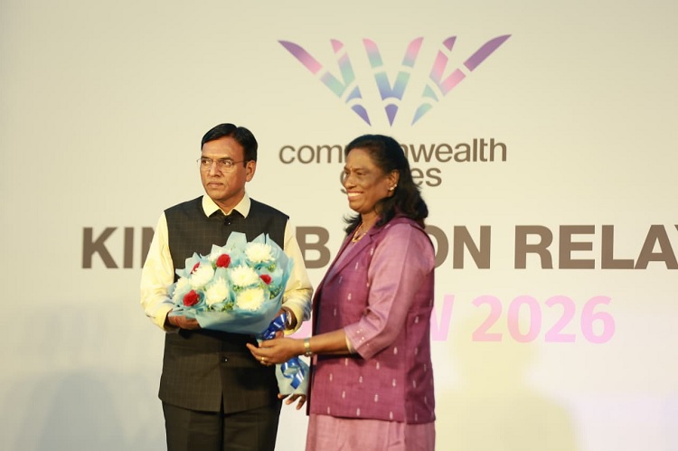 ग्लासगो 2026 कॉमनवेल्थ गेम्स के लिए किंग्स बैटन रिले की शुरुआत, केंद्रीय मंत्री मनसुख मांडविया ने दी हरी झंडी