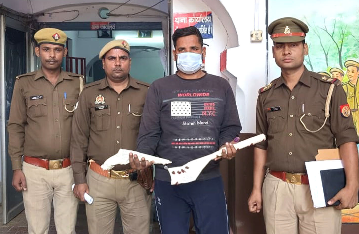 सहारनपुर: देवबंद पुलिस ने हत्या के प्रयास में वांछित हिस्ट्रीशीटर को तमंचे सहित किया गिरफ्तार