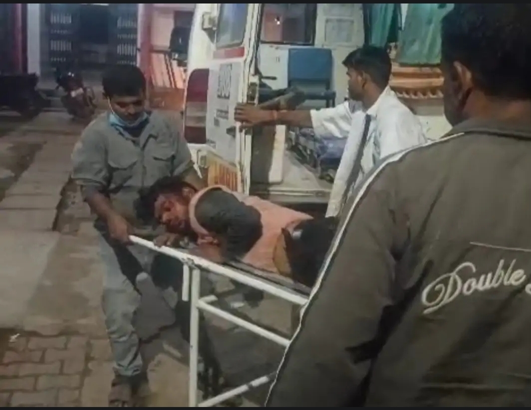 औरैया में दर्दनाक सड़क हादसा: तेज रफ्तार बाइक पुलिया से टकराई, एक युवक की मौत, एक गंभीर घायल