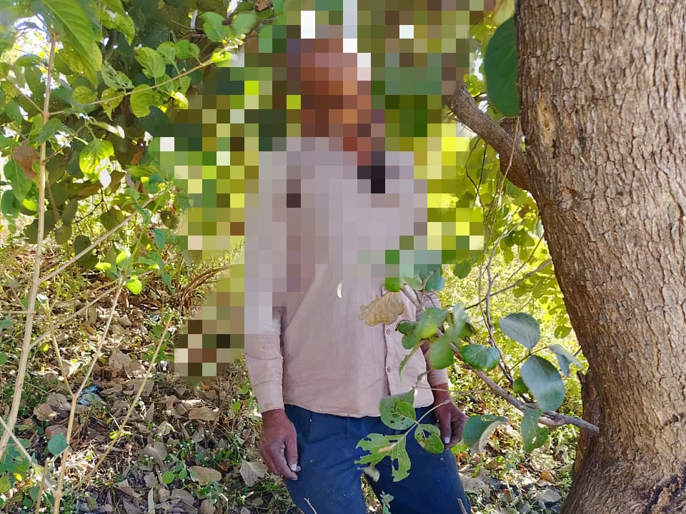 सहारनपुर जनकपुरी में पेड़ से लटका मिला युवक का शव, आत्महत्या या हत्या की जांच