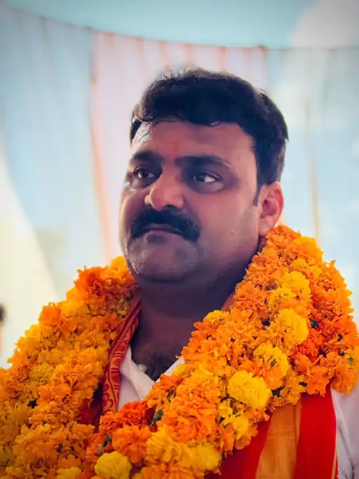 लखनऊ से ₹100 करोड़ की नशीली कफ सिरप सिंडिकेट का पार्टनर गिरफ्तार, दुबई से ऑपरेट कर रहा किंगपिन