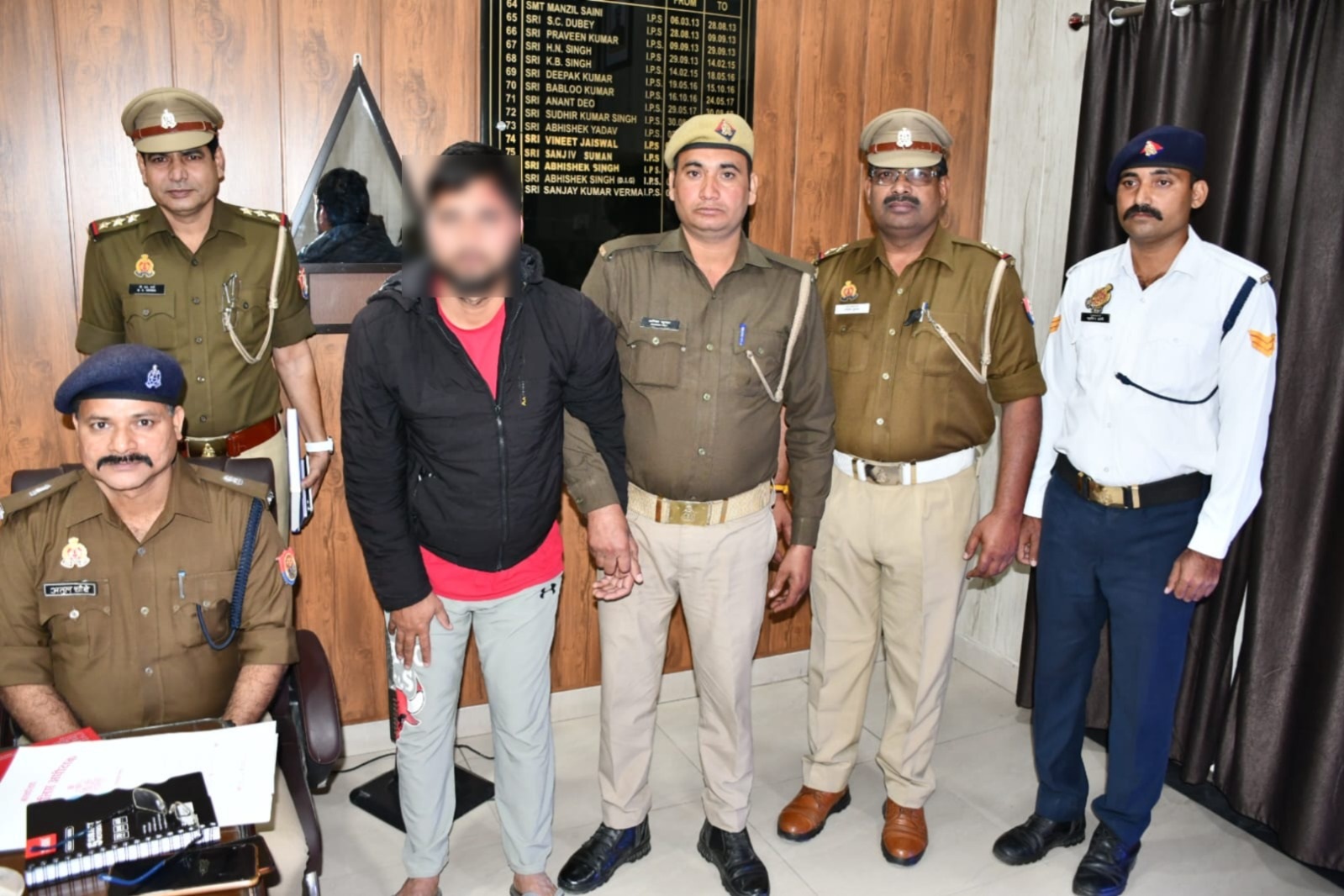 मुजफ्फरनगर में सिपाही पर हमला करने वाला मुख्य आरोपी प्रवीण लोनी गिरफ्तार, पुलिस ने सिखाया 'कानूनी पाठ'