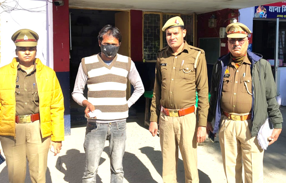 सहारनपुर: थाना मिर्जापुर पुलिस ने नशा तस्कर को गिरफ्तार कर अवैध स्मैक बरामद किया