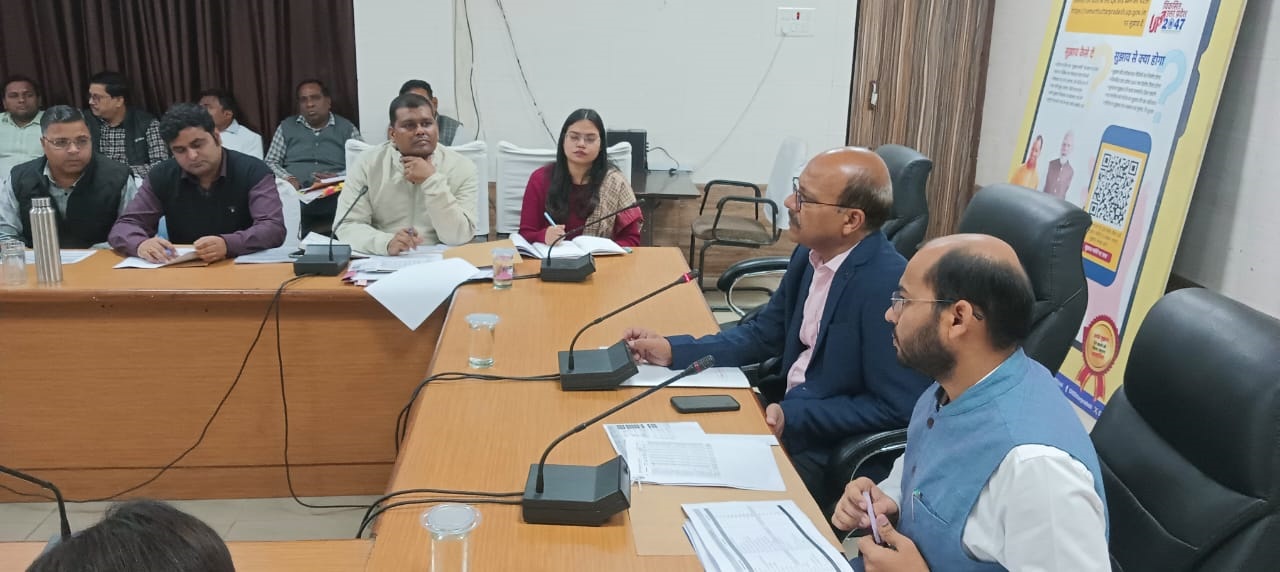 मुज़फ्फरनगर में सीएम डैशबोर्ड पर धीमी प्रगति से भड़के DM, '50 लाख+ परियोजनाएं समय पर पूरी करो' !