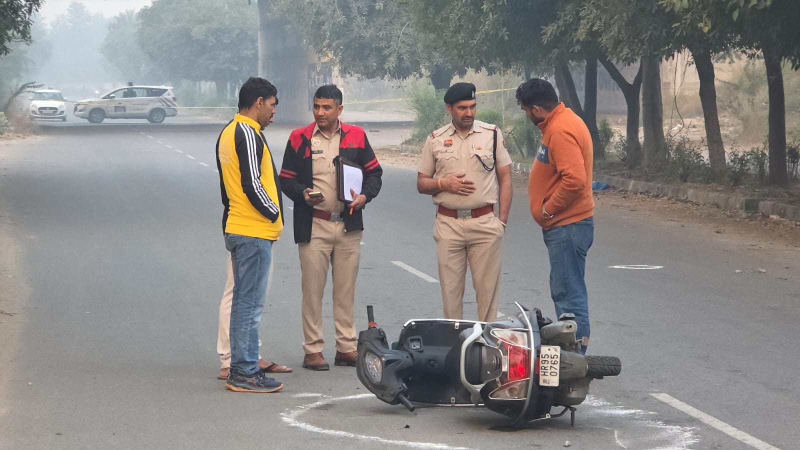 रोहतक मुठभेड़: पिता-पुत्र की हत्या के आरोपित घायल, पुलिस ने हथियार बरामद किए