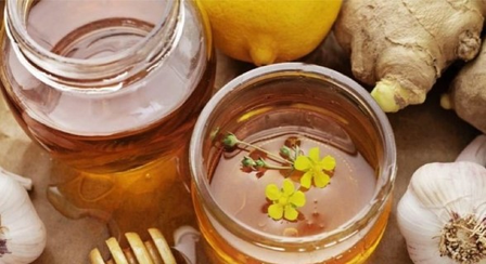 सर्दी-खांसी और गले की खराश में तुरंत राहत देंगे ये आसान आयुर्वेदिक उपाय