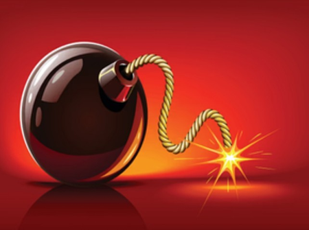 दिल्ली, मुंबई समेत पांच हवाई अड्डों को बम धमकी, सुरक्षा बढ़ाई गई