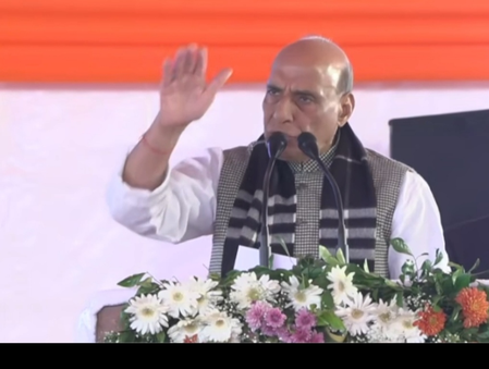 वामपंथी इतिहासकारों ने दलित और पिछड़े समाज के नेताओं की वीरता और बलिदान को किया दरकिनार: राजनाथ सिंह