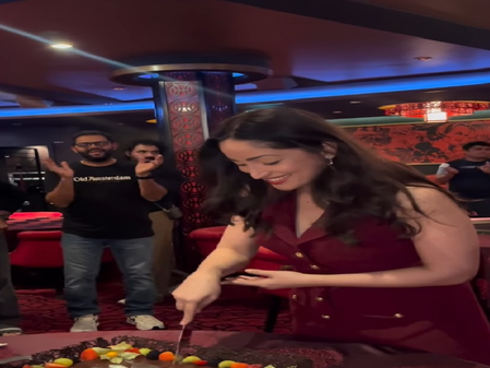 काम के बीच यामी गौतम ने सेलिब्रेट किया अपना बर्थडे, शेयर किया प्यारा सा वीडियो 