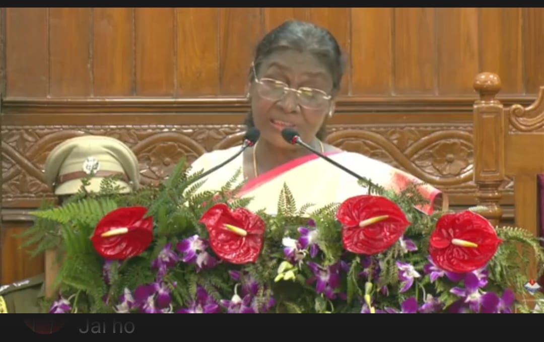 “राष्ट्रपति मुर्मु ने कहा-  उत्तराखंड की शौर्य और महिला सशक्तिकरण की परंपरा देश के लिए मिसाल”