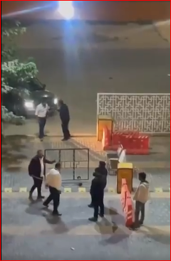 नोएडा में सोसायटी गेट विवाद, बिना स्टीकर वाली कार पर मारपीट, सिर में लगी चोट