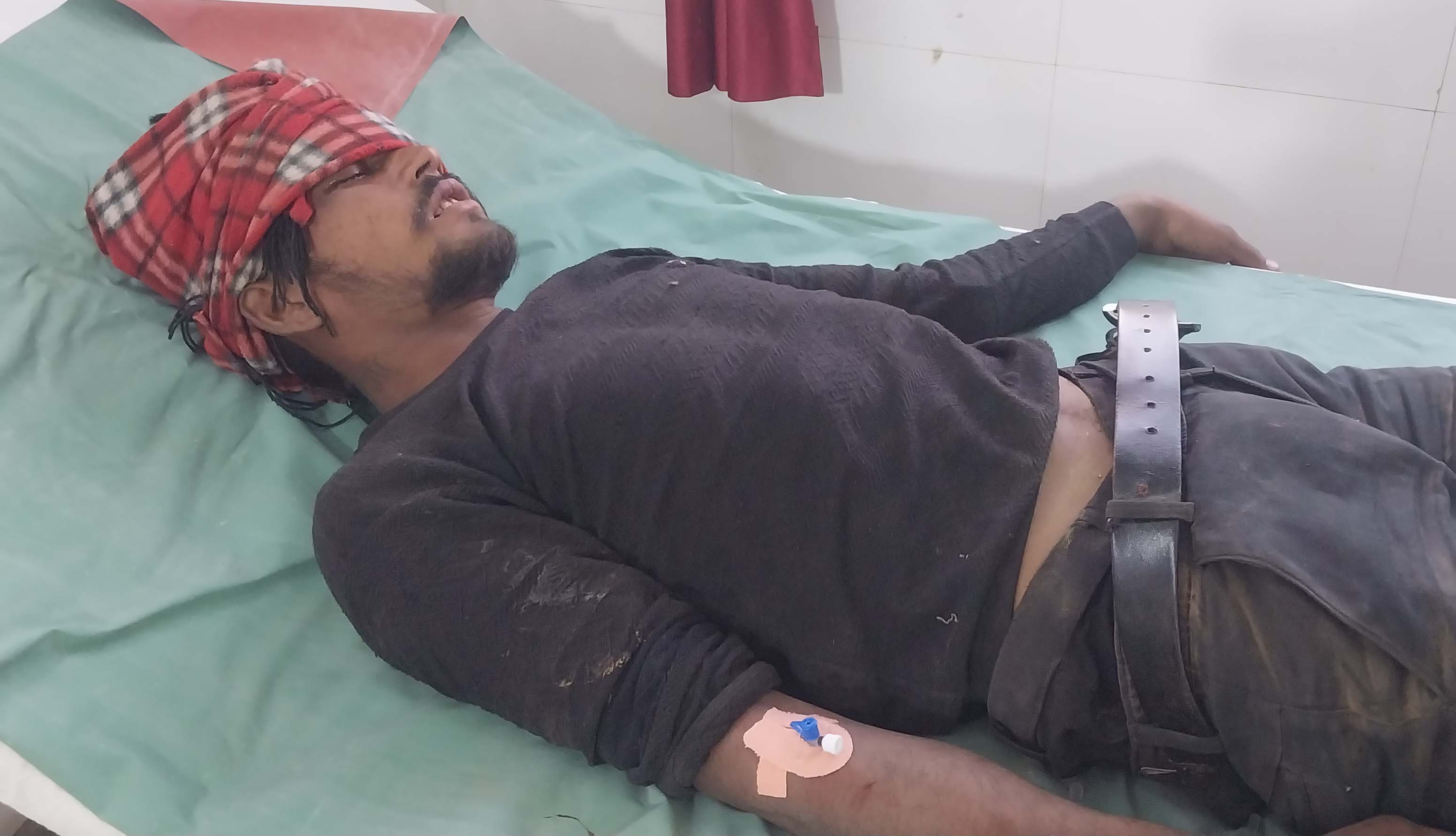 शामली में दो सड़क दुर्घटनाओं में तीन घायल, एक को हायर सेंटर रेफर किया गया