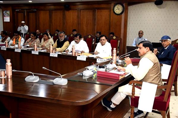 मध्य प्रदेश कैबिनेट का बड़ा फैसला: मुख्यमंत्री लाड़ली बहना योजना की राशि बढ़ाकर 1,500 रुपये मासिक