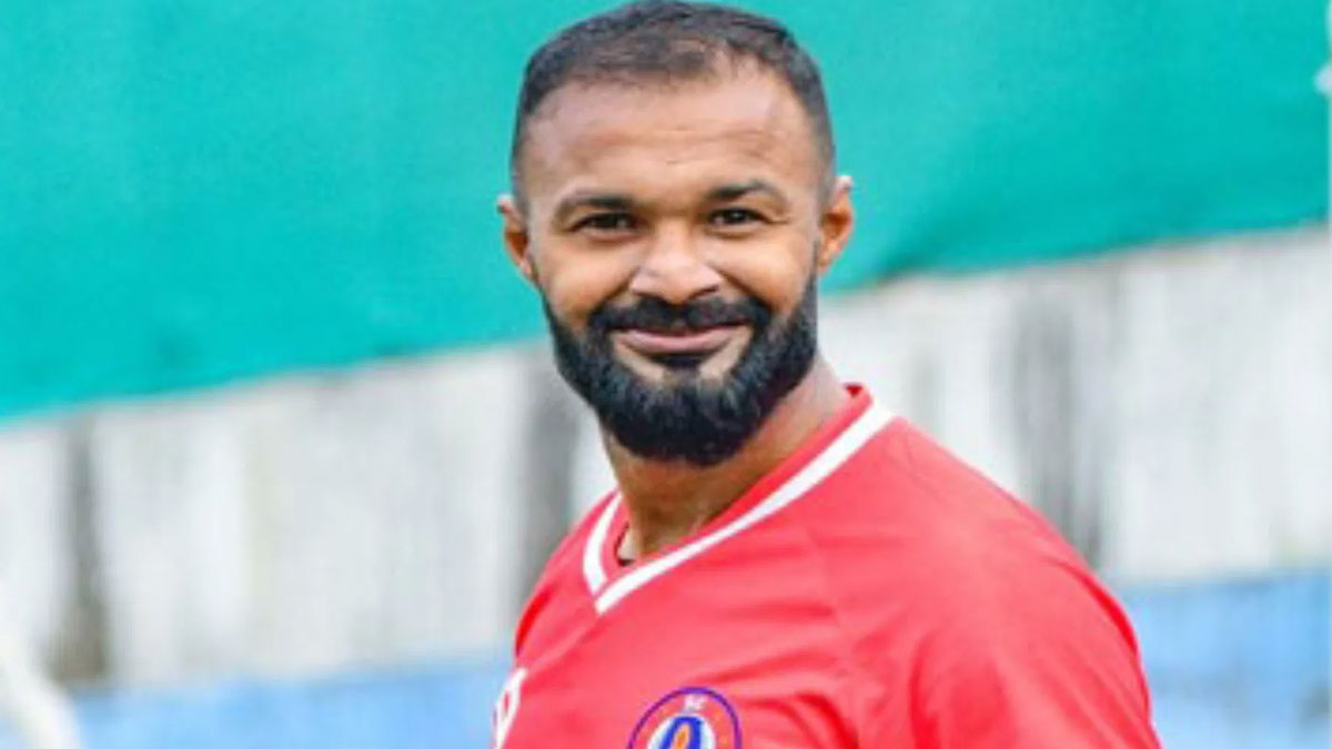 भारतीय फुटबॉल का साइलेंट वॉरियर रिटायर: अरिंदम भट्टाचार्य ने दो दशक के करियर को कहा अलविदा
