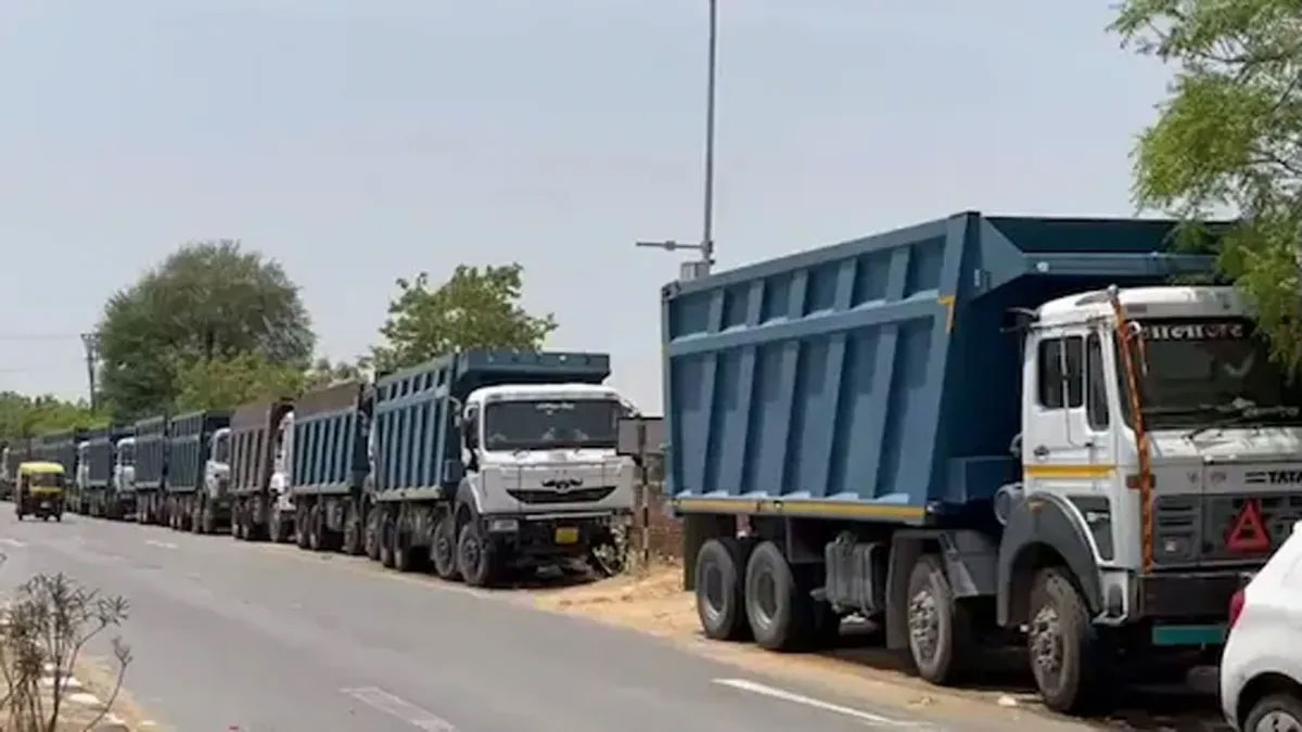 13 दिन में कार्रवाई की बौछार: एआरटीओ ने 31 डंपर सीज, HSRP न होने पर 35 वाहनों पर बरसा 10 लाख का जुर्माना