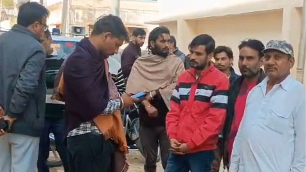 एनएच-34 पर दर्दनाक टक्कर से युवक की मौके पर मौत: ट्रक चालक फरार, परिजनों में मची चीख-पुकार