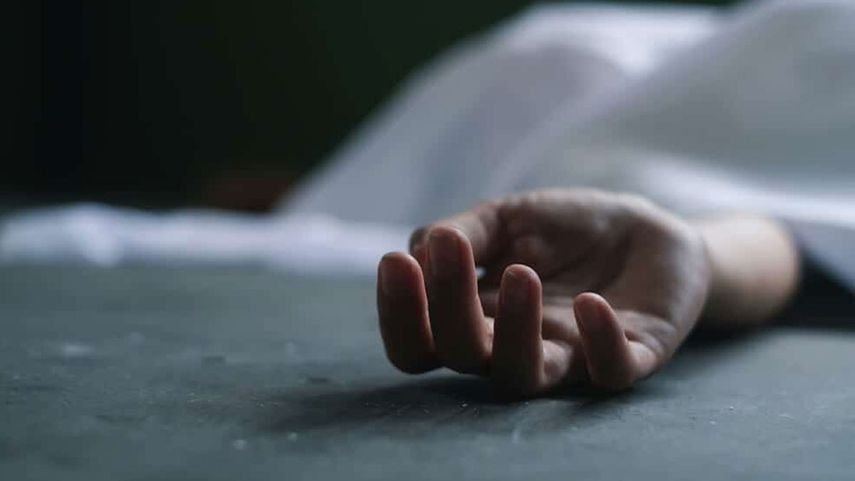 बिजनौर में प्रेमी-प्रेमिका की दर्दनाक मौत: बंद कृषि फार्म में एक ही फंदे से लटके मिले शव, युवती के दोनों हाथ जानवरों ने नोचे