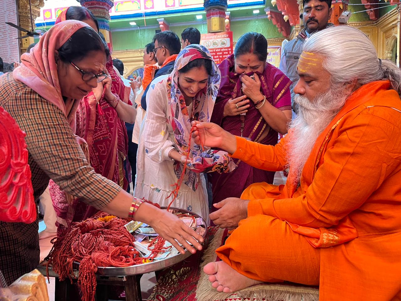  वाराणसी में मां अन्नपूर्णा का 17 दिवसीय महाव्रत शुरू: धान की पहली बाली अर्पित कर मनाएं आशीर्वाद 