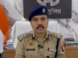 ढाई साल में LIC किश्त के 9.99 लाख रुपये हड़पे: रिटायर्ड शिक्षक ने पूर्व छात्र एजेंट पर FIR की मांग