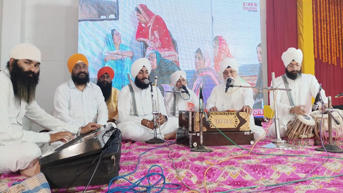 सतगुरु नानक प्रगटिया मिटी धुंध जग चानन हुआ बिजनौर में श्रद्धा और भक्ति के साथ मनाया गया गुरु नानक देव का प्रकाश पर्व