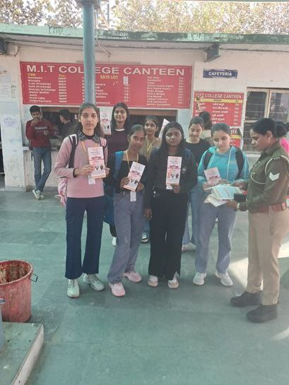 मेरठ में मिशन शक्ति फेज-5.0 के तहत महिलाओं और छात्राओं के लिए सुरक्षा जागरूकता कार्यक्रम
