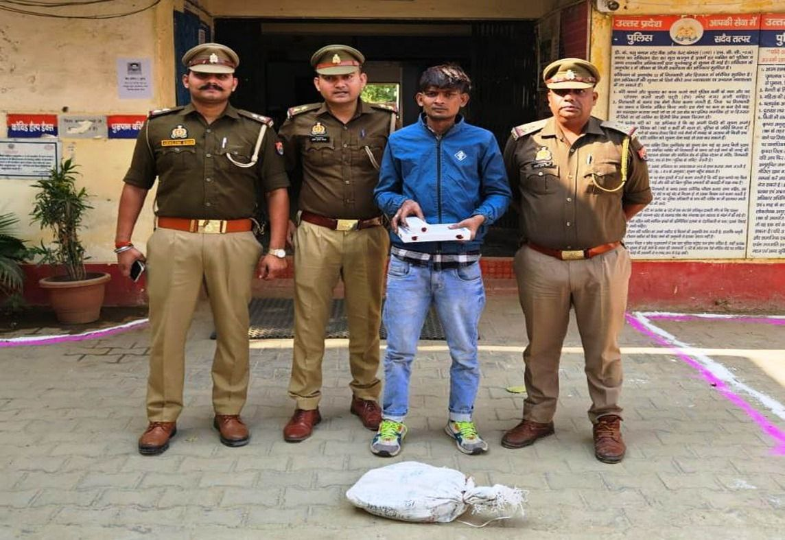मेरठ में नौचंदी पुलिस की बड़ी सफलता: शातिर चोर गिरफ्तार, मोबाइल और नकदी बरामद