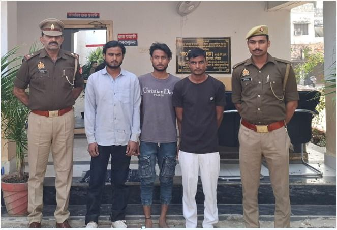 मेरठ में शादी समारोह के दौरान हवाई फायरिंग करने वाले तीन आरोपी गिरफ्तार