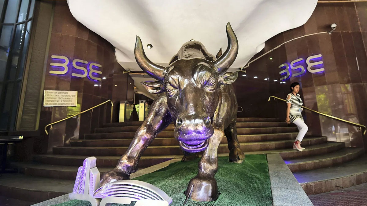मजबूत शुरुआत के साथ चढ़ा शेयर बाजार: सेंसेक्स में 464 अंकों की छलांग, निफ्टी 25,800 के पार पहुंचा