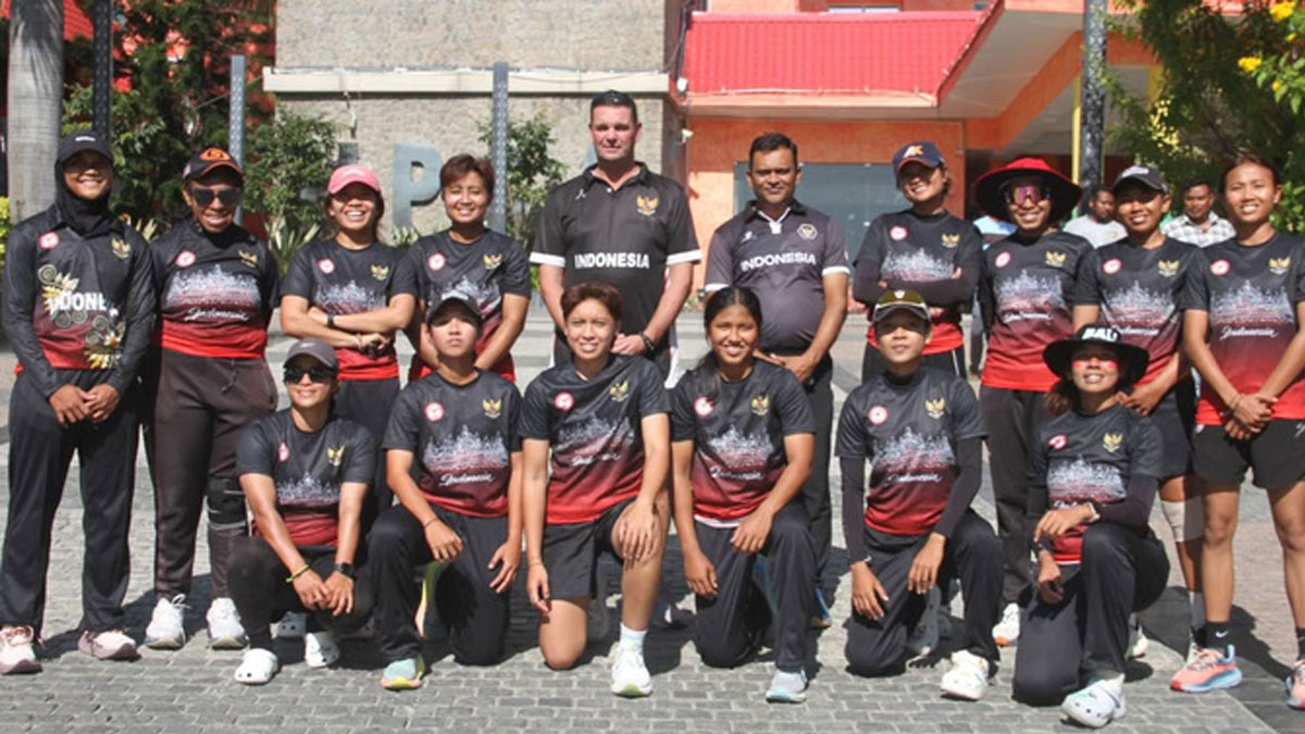 इंडोनेशिया की महिला टीम धर्मशाला की ठंडी वादियों में जमकर पसीना बहा रही, इंग्लैंड टी-20 वर्ल्ड कप 2026 में एंट्री का सपना साकार करने की तैयारी