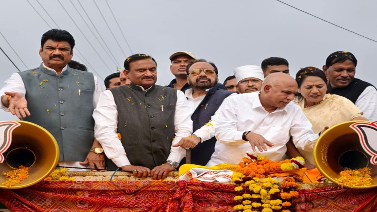 भाजपा के दो दिग्गज एक फ्रेम में: मजबूरी की मुस्कान या नई शुरुआत: भूपेंद्र–गोविंद की दो साल पुरानी तकरार पर उठे सवाल?