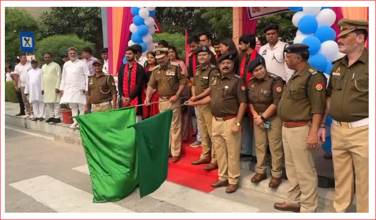 नोएडा में यातायात माह की शुरुआत, रोड सेफ्टी जागरूकता रैली और विचार गोष्ठी आयोजित