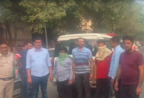  दिल्ली के शाहदरा में सक्रिय वाहन चोर गिरोह का पुलिस ने किया पर्दाफाश, दो आरोपी गिरफ्तार