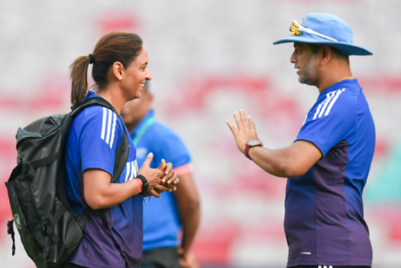 महिला विश्व कप 2025 का फाइनल आज, फैंस और दिग्गजों ने भारत की जीत की कामना 