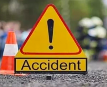 बहराइच में तेज रफ्तार डंपर ने बाइक को मारी टक्कर, 4 की मौत,चालक फरार