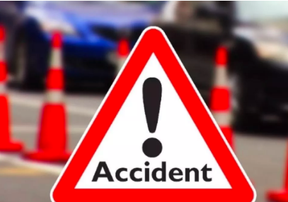 भदोही में ट्रक ने बाइक सवार युवकों को रौंदा,दो की मौत,दो गंभीर रूप से घायल