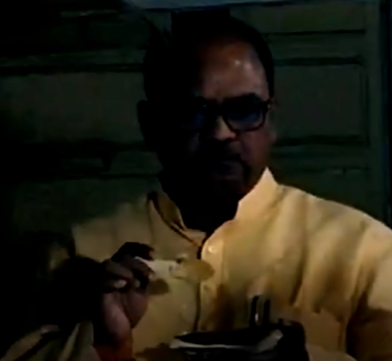 प्रतापगढ़ विधायक राजेंद्र मौर्य बने आम जनता के साथी! चाट ठेले पर रुकवाई गाड़ी