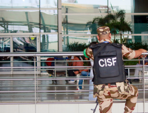 दिल्ली एयरपोर्ट से ब्रिटिश नागरिक फरार, सुरक्षा चूक के मामले में FIR दर्ज