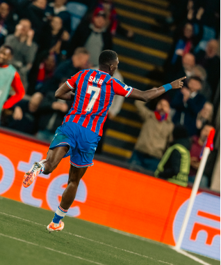 क्रिस्टल पैलेस ने UEFA कॉन्फ्रेंस लीग में AZ अल्कमार को 3-1 से हराया