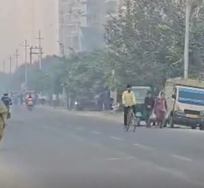 ग्रेटर नोएडा में सांस लेना हुआ मुश्किल – हवा ‘बहुत ख़राब’ श्रेणी में पहुँची