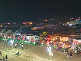 मेरठ हस्तिनापुर: कार्तिक पूर्णिमा पर मखदूमपुर गंगा घाट पर लाखों श्रद्धालुओं ने किया दीपदान