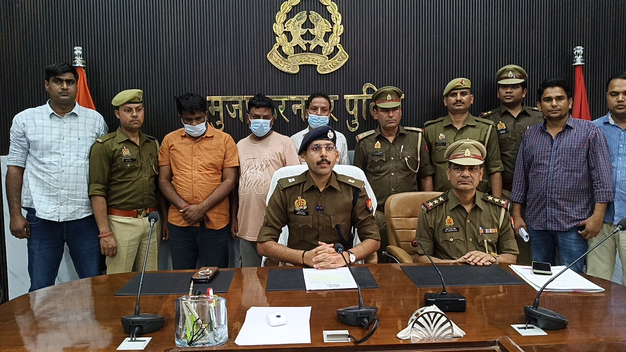 मुजफ्फरनगर पुलिस की बड़ी कामयाबी, 58 किलो गांजे के साथ तीन नशा तस्कर गिरफ्तार, दो कारें भी बरामद