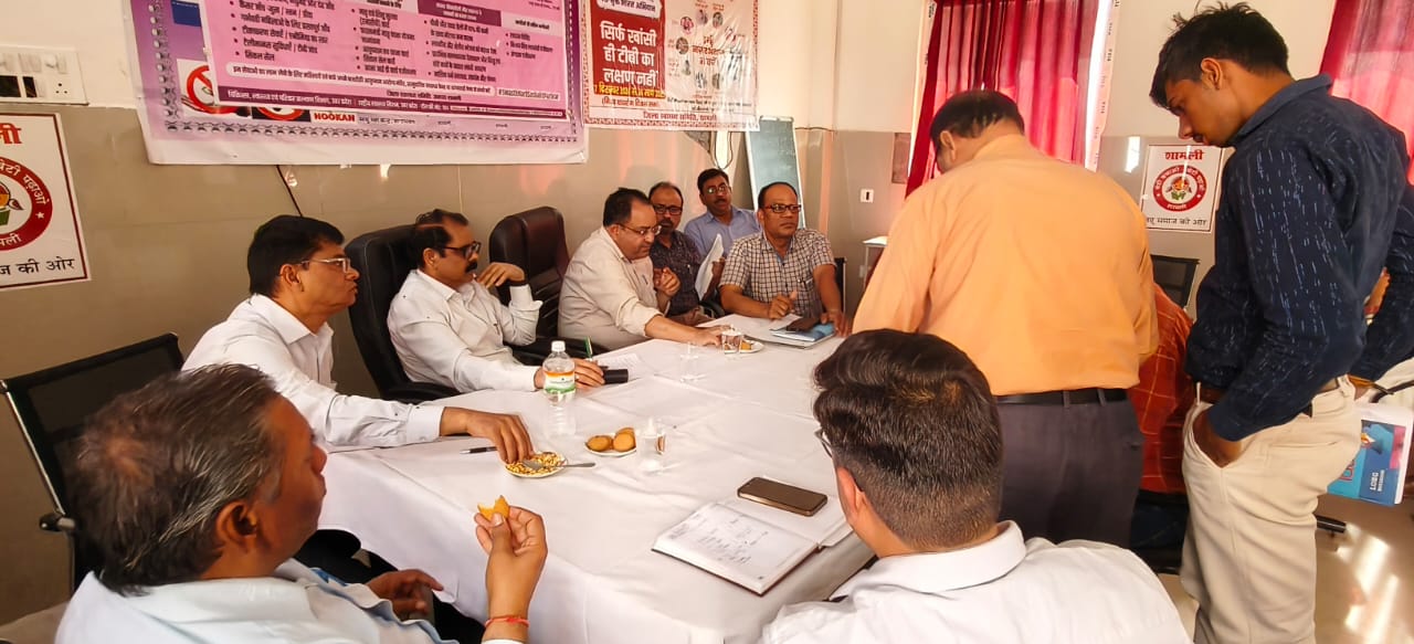 शामली स्वास्थ्य विभाग में बड़ा एक्शन: 09 हेल्थ सेंटर बंद मिले, 10 कर्मचारी अनुपस्थित, CMO ने काटा एक दिन का वेतन