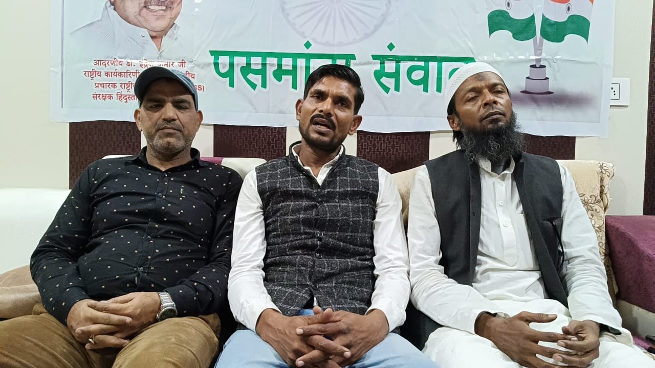 मुज़फ्फरनगरः बागेश्वर धाम की अखंड भारत यात्रा में मुस्लिम समाज का खुला समर्थन, हिंदू-मुस्लिम भाईचारा का संदेश