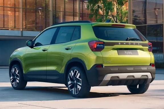 Skoda Kylaq 2025: सिर्फ 7.55 लाख में मिल रही है सबसे स्टाइलिश और पावरफुल SUV पूरी कीमत फीचर्स और माइलेज की असली रिपोर्ट