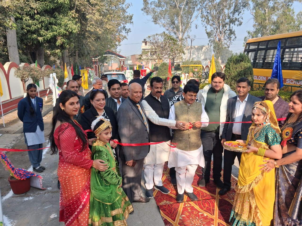 मुजफ्फरनगरः गोल्डन पब्लिक स्कूल में स्पोर्ट्स मीट 2025: नन्हे-मुन्नों ने दिखाया खेलों में दम