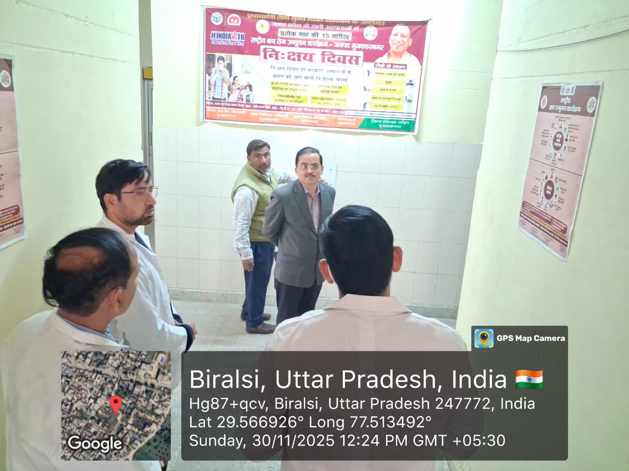 मुजफ्फरनगरः मुख्य चिकित्सा अधिकारी डॉ. सुनील तेवतिया द्वारा मुख्यमंत्री आरोग्य स्वास्थ्य मेलो का निरीक्षण