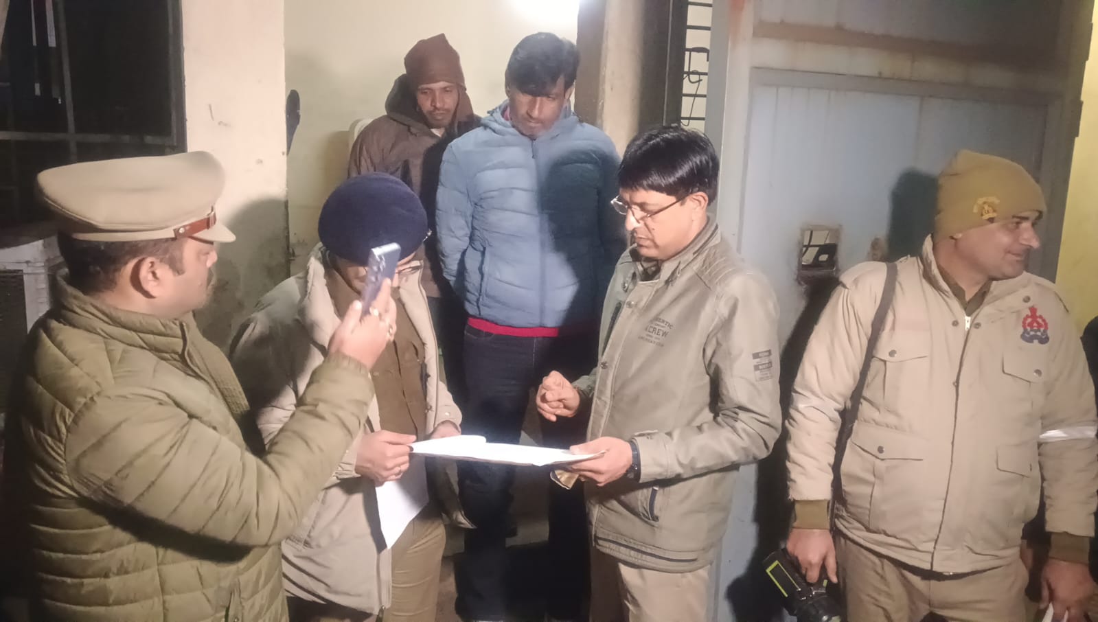 मुजफ्फरनगर में औद्योगिक इकाइयों में पुलिस का सत्यापन अभियान, कर्मचारियों के दस्तावेज जांचे गए