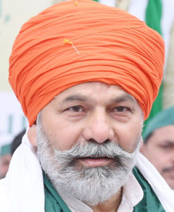 मुजफ्फरनगर में राकेश टिकैत ने इंडिगो किराए में उछाल को बताया खुली लूट, श्री अन्न योजना पर भी सरकार को घेरा