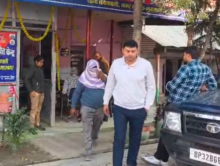 मुजफ्फरनगर में चकबंदी लेखपाल 20 हजार की रिश्वत लेते हुए रंगेहाथ गिरफ्तार